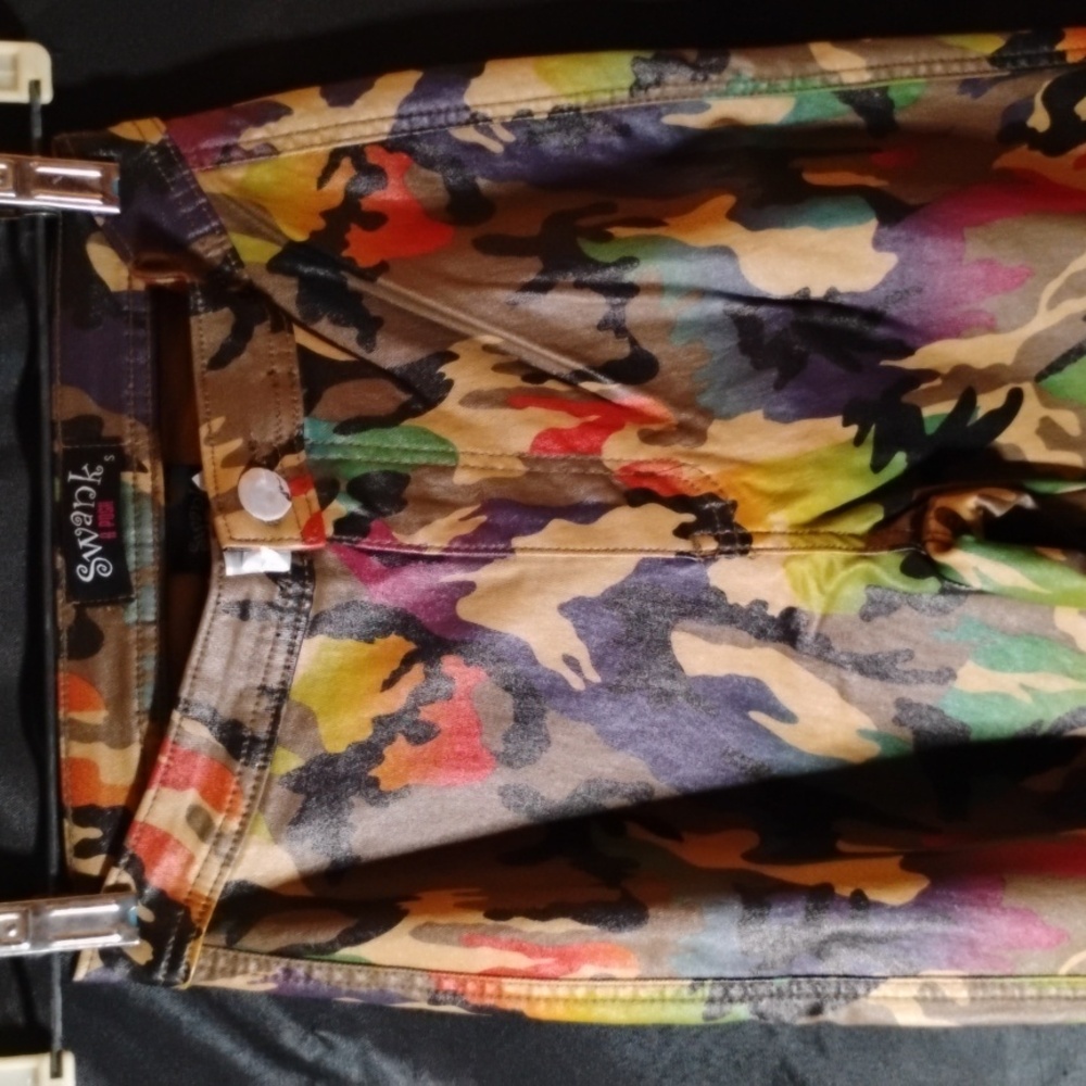 Camo High-Waisted Faux Leather Jeans Sz Sm - Picture 7 of 10